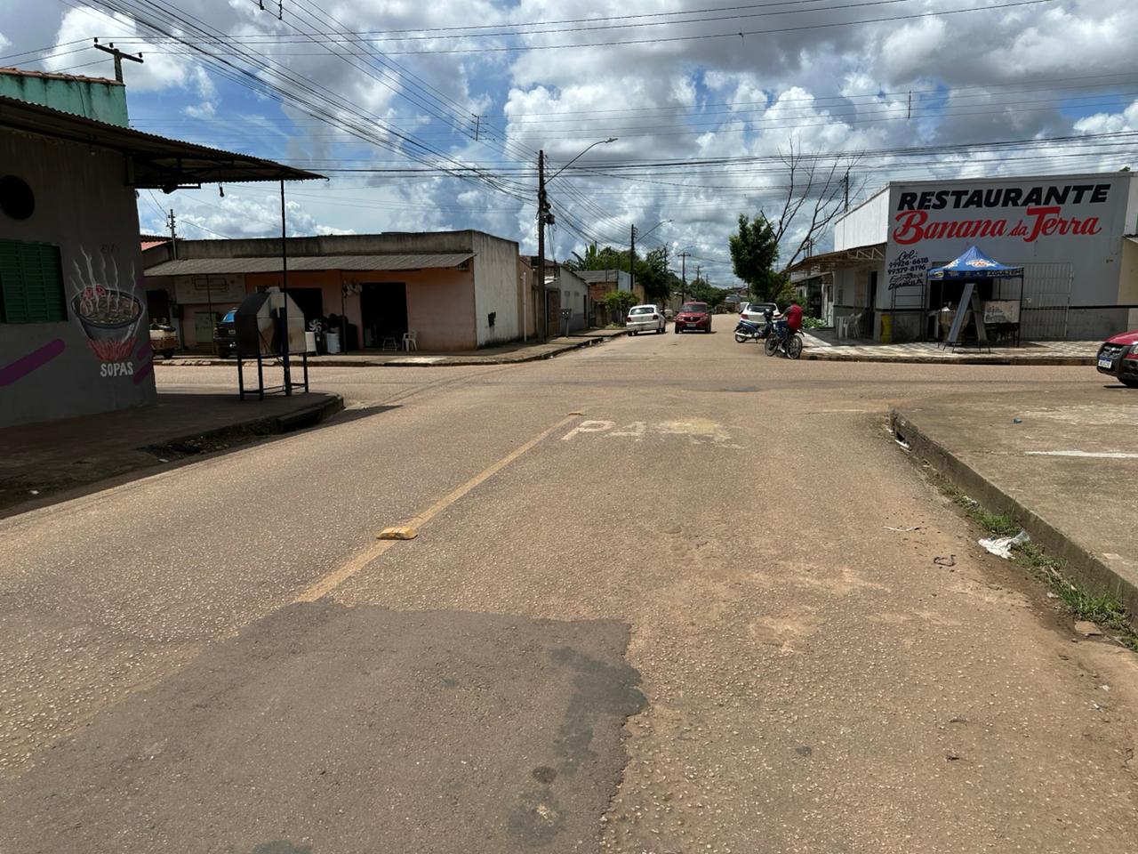 EDIMILSON DOURADO: Vereador solicita e prefeitura inicia reforço na sinalização viária