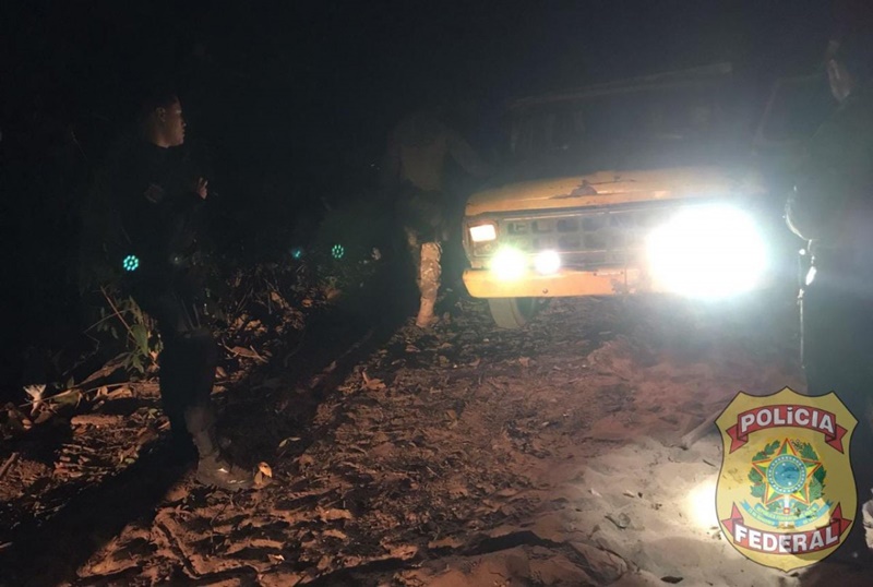 INVASORES: Terra Indígena Tubarão Latundê é alvo de ação da PF contra madeireiros ilegais