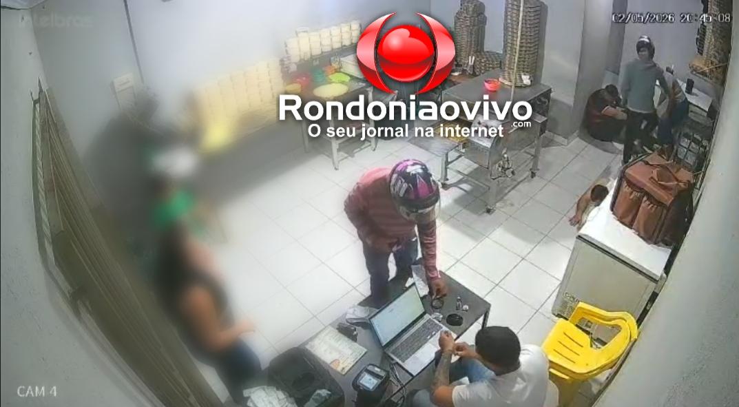 URGENTE: Mulher e crianças são obrigadas irem para o chão durante roubo em pizzaria