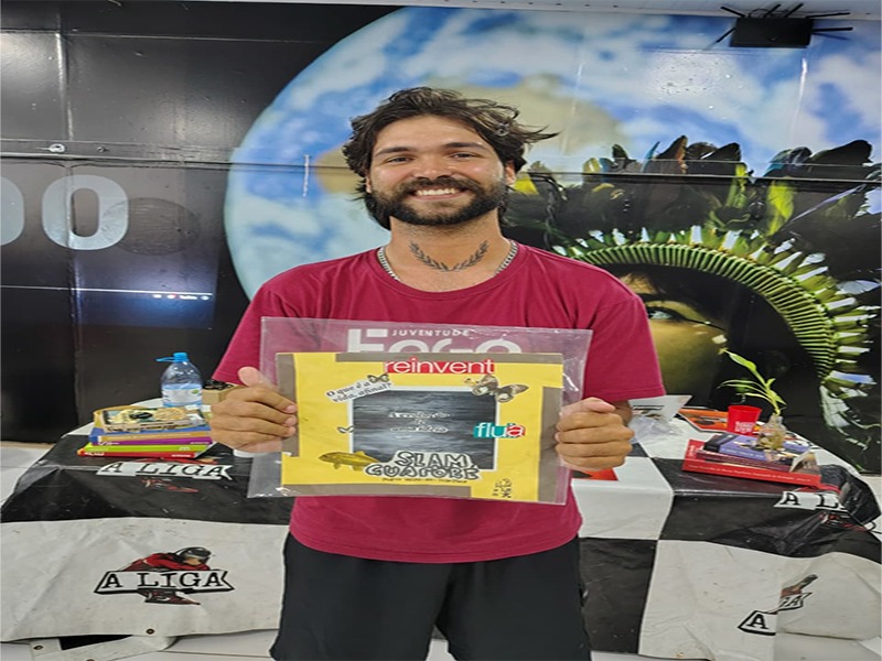 DE ARIQUEMES: Poeta vence ‘Slam Rondônia’ e participará do Campeonato Brasileiro 