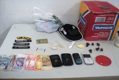 Quadrilha acusada de tráfico é presa na capital
