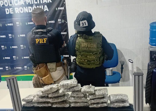 TRÁFICO DE DROGAS: PRF em RO e PMRO prendem uma mulher e um homem por tráfico de drogas na capital