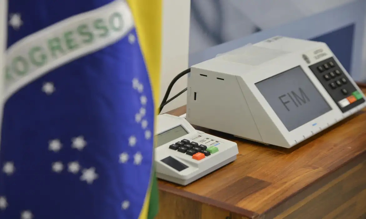 ELEIÇÕES 2024: Prazo para transferir título e votar para prefeito e vereador acaba em 8 de maio