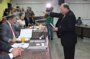 Edwilson Negreiros empossado na Câmara de Vereadores de Porto Velho
