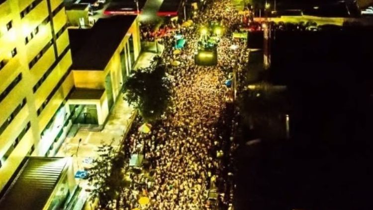 AXÉ FOLIA MIX: Bloco desfila no sábado, 08, no Circuito Pinheiro Machado