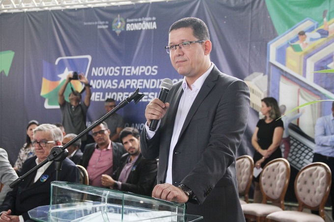 ENSINO: Governador abre Ano Letivo e diz que meta é fazer uma nova educação