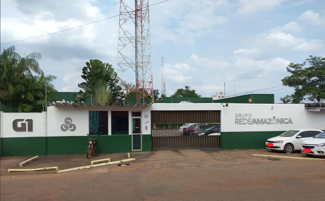 SANDICE: Equipe da Rede Amazônica é atacada em protesto na Estrada do Belmont