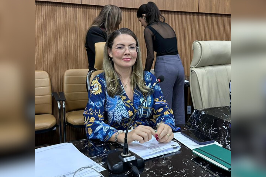 SOFIA ANDRADE: Vereadora cobra reconhecimento ao trabalho de mulheres na política