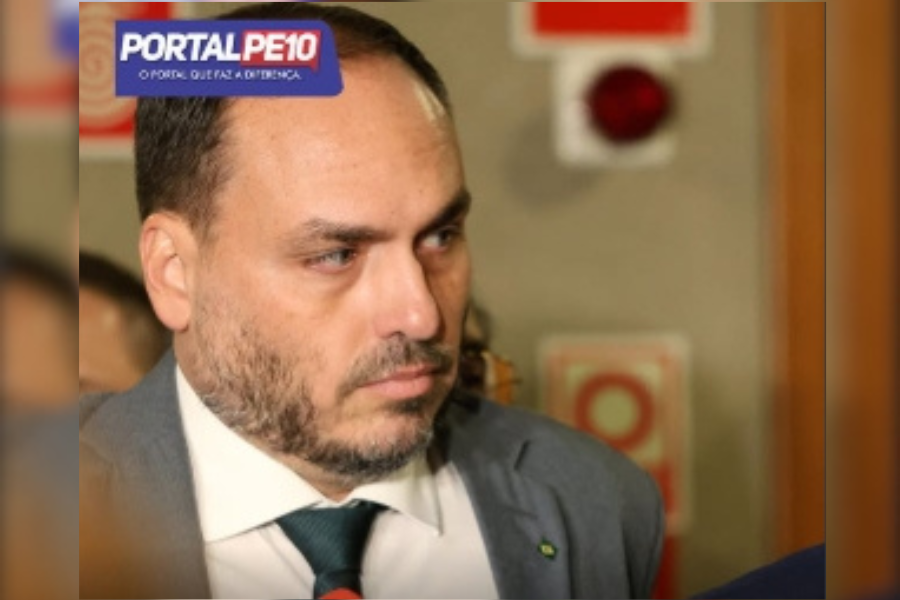 SEM MANDATO: Carlos Bolsonaro ganha salário de R$ 38 mil do PL como ‘dirigente partidário’