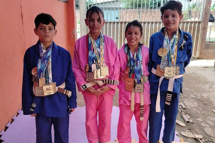 IRMÃOS MARTINEZ: Atletas buscam patrocínio para Campeonato Estadual de Jiu-Jitsu em Vilhena