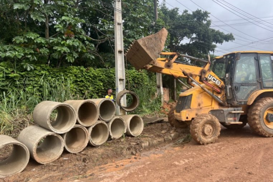 INFRAESTRUTURA: Prefeitura executa obra de drenagem no bairro Floresta