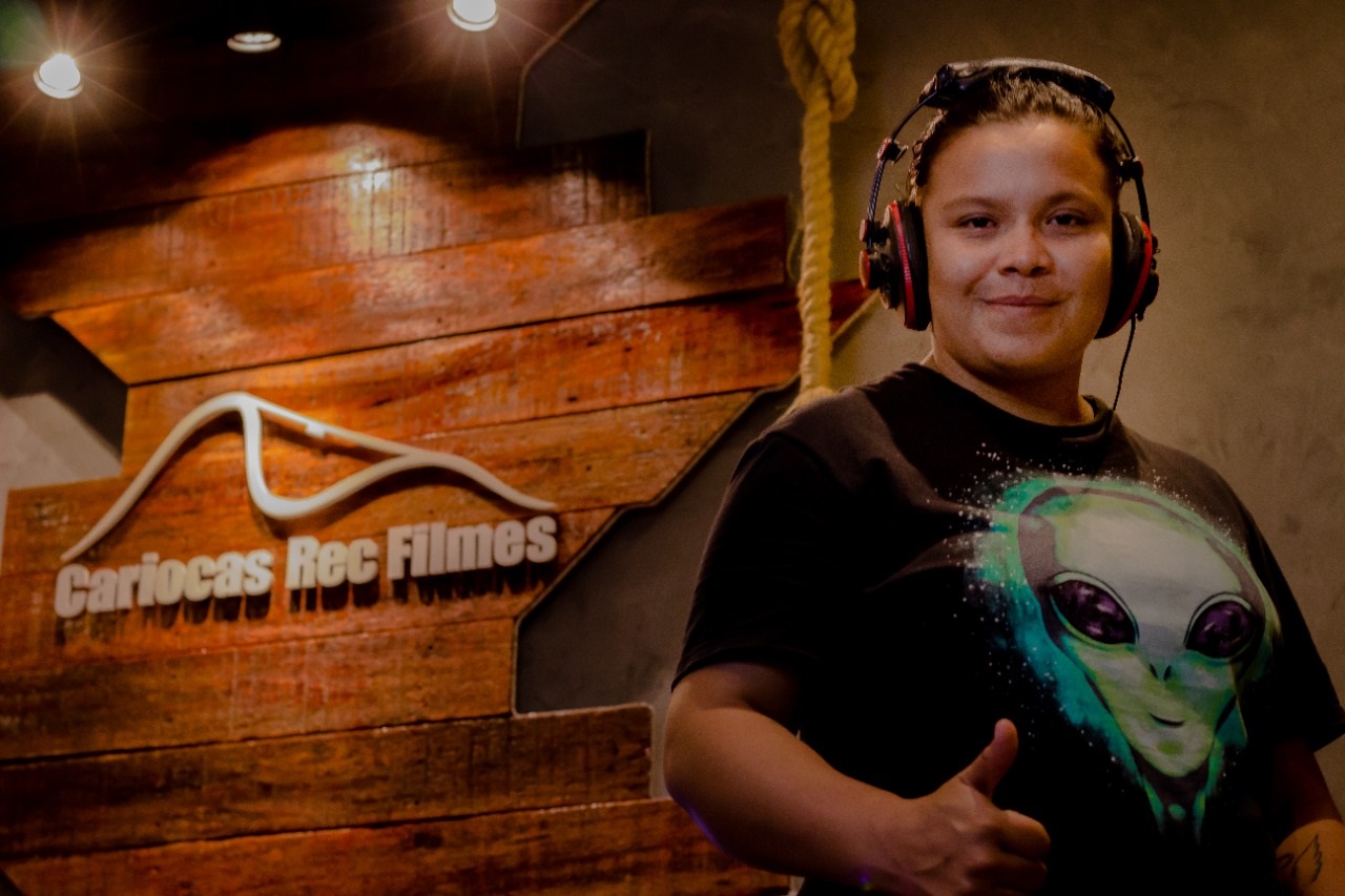 Artista porto-velhense Ginna Laborda lança ‘Tributo a MC Kevin’