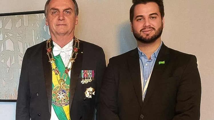 CONDENADO: PF prende ex-assessor de Bolsonaro, Filipe Martins, no Paraná