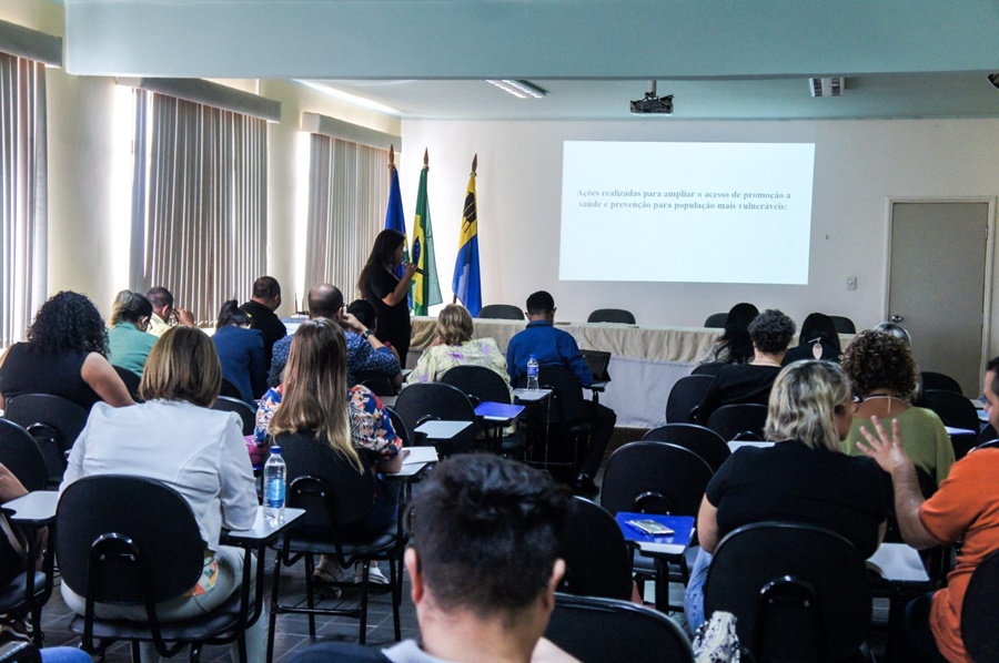 CAMPANHA: Dezembro Vermelho marca prevenção às doenças sexualmente transmissíveis