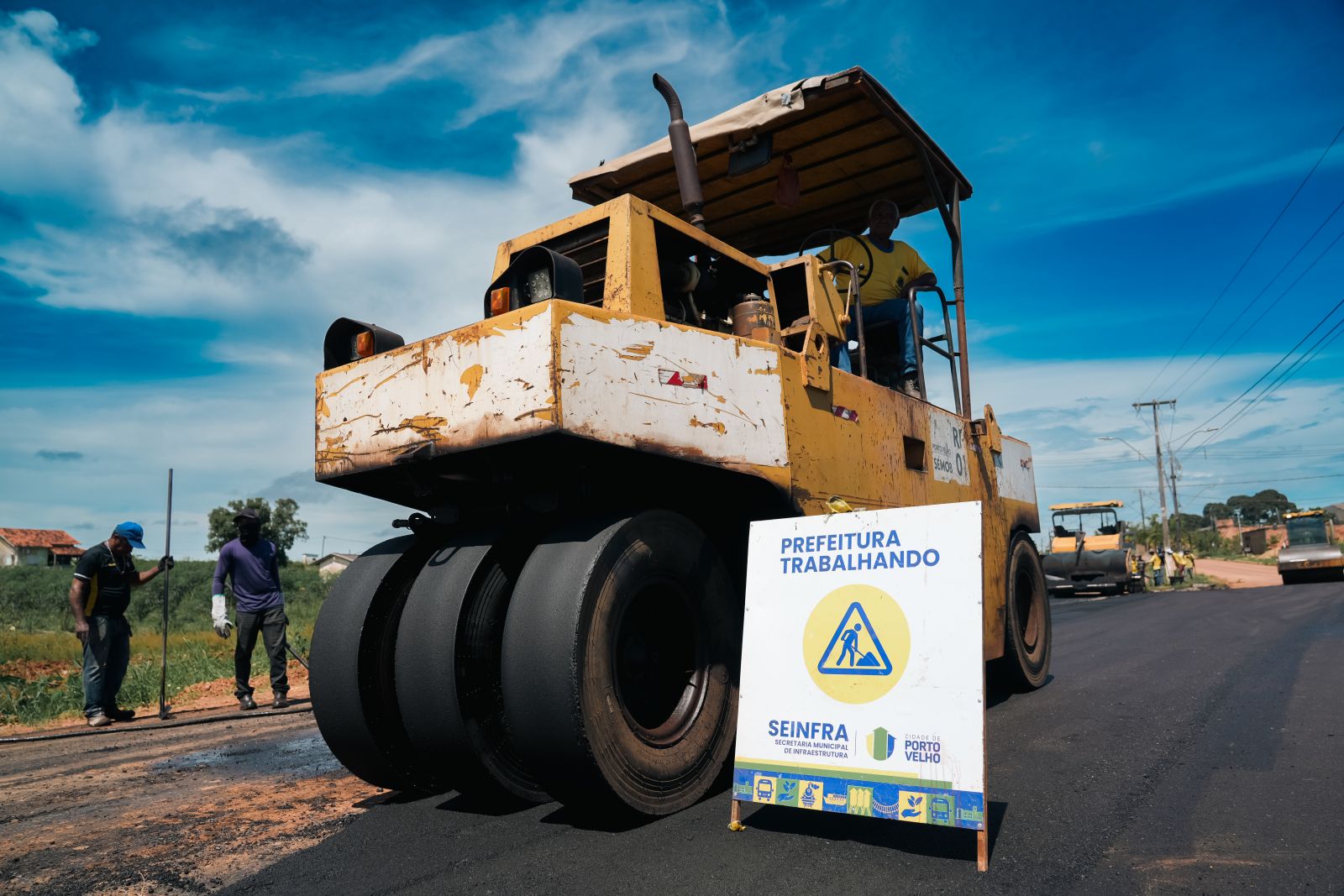 SERVIÇOS: Asfalto leva qualidade de vida e melhora mobilidade na capital
