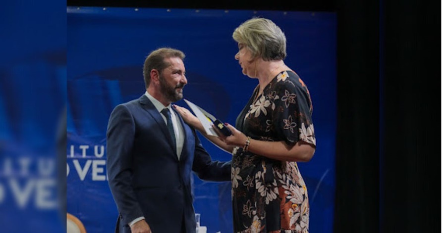 RECONHECIMENTO: CEO do Grupo Rovema é homenageado por ajudar a desenvolver a capital