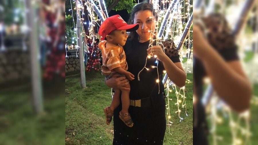 AJUDA: Criança tem doença rara que torna os ossos frágeis e se quebrem