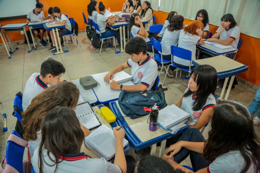 CONCURSO DE REDAÇÃO: Inscrições para o Programa Jovem Senador 2024 seguem abertas