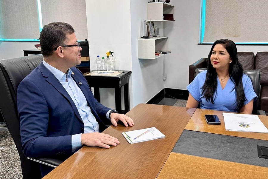 CRISTIANE LOPES: Deputada destina 42 milhões para Ampliação Histórica da Arena Aluízio Ferreira 