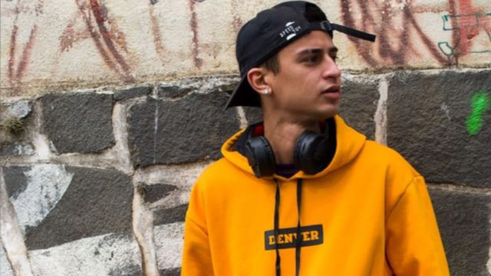 MC FE FERNANDES: Videoclipe do cantor e compositor é lançado pela Som Star, de São Paulo 