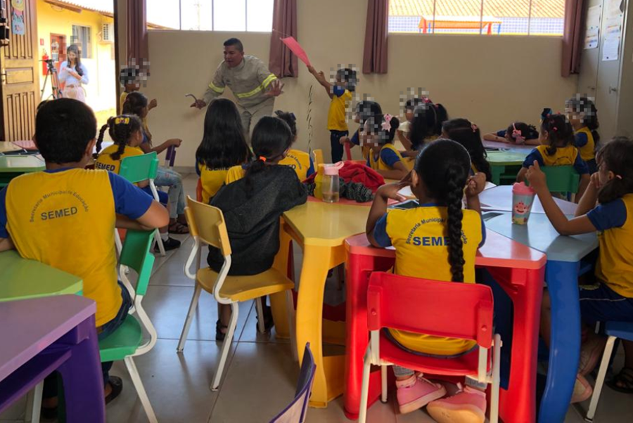 ZONA LESTE: Energisa leva orientações de segurança com a rede elétrica para escola