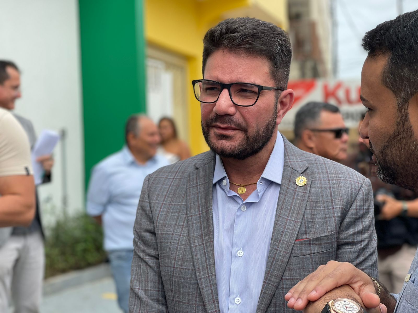 INVESTIGAÇÃO: Aliados de Cameli foram ‘alojados’ com salário de R$ 23 mil em sala fantasma na Assembleia, diz PF