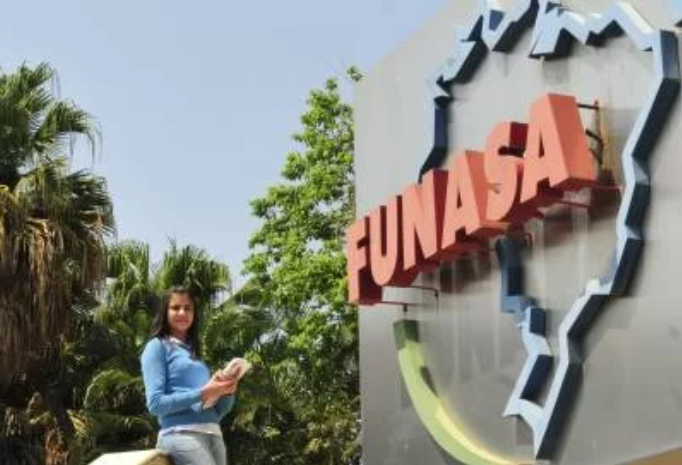 CHEFE: Bolsonaro entrega Funasa ao Centrão que nomeia especialista em cachaça