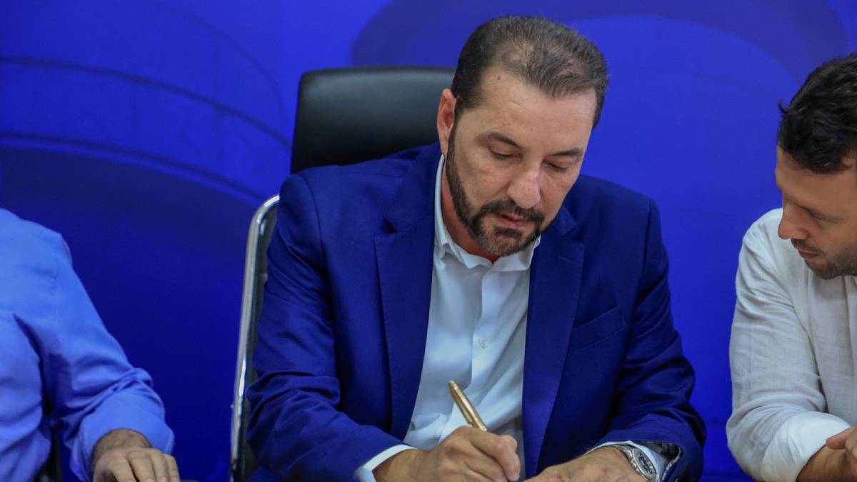 CINCO NOMES: Hildon exonera secretários que vão participar de eleições em 2024