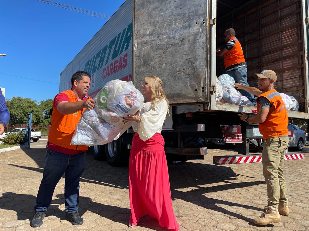 IEDA CHAVES: Deputada afirma que 'S.O.S Rio Grande do Sul' já arrecadou 14 toneladas de doações