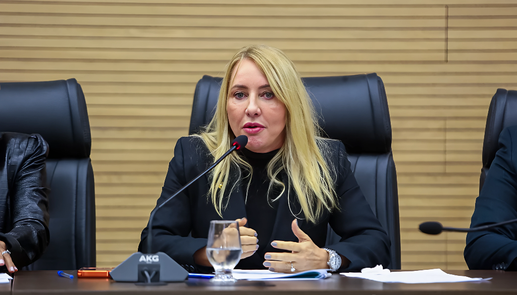 IEDA CHAVES: Deputada busca informações sobre condições do Instituto Médico Legal de PVH