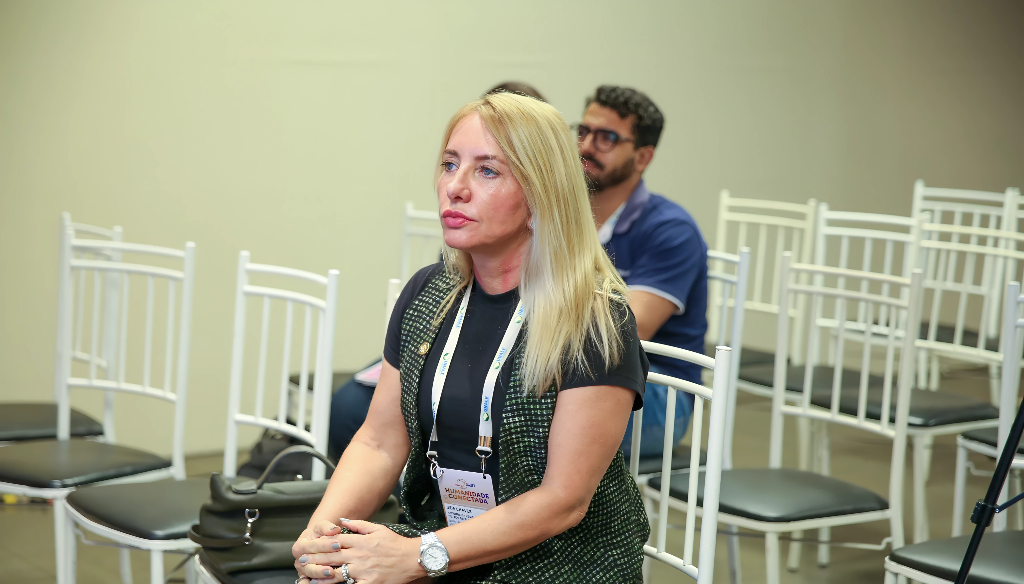 IEDA CHAVES: Deputada acompanha debates sobre IA e clima na 28ª Conferência da Unale 