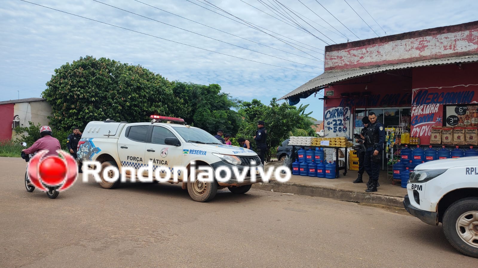 NO SOCIALISTA: Atirador volta ao mesmo local e ataca jovem em comércio