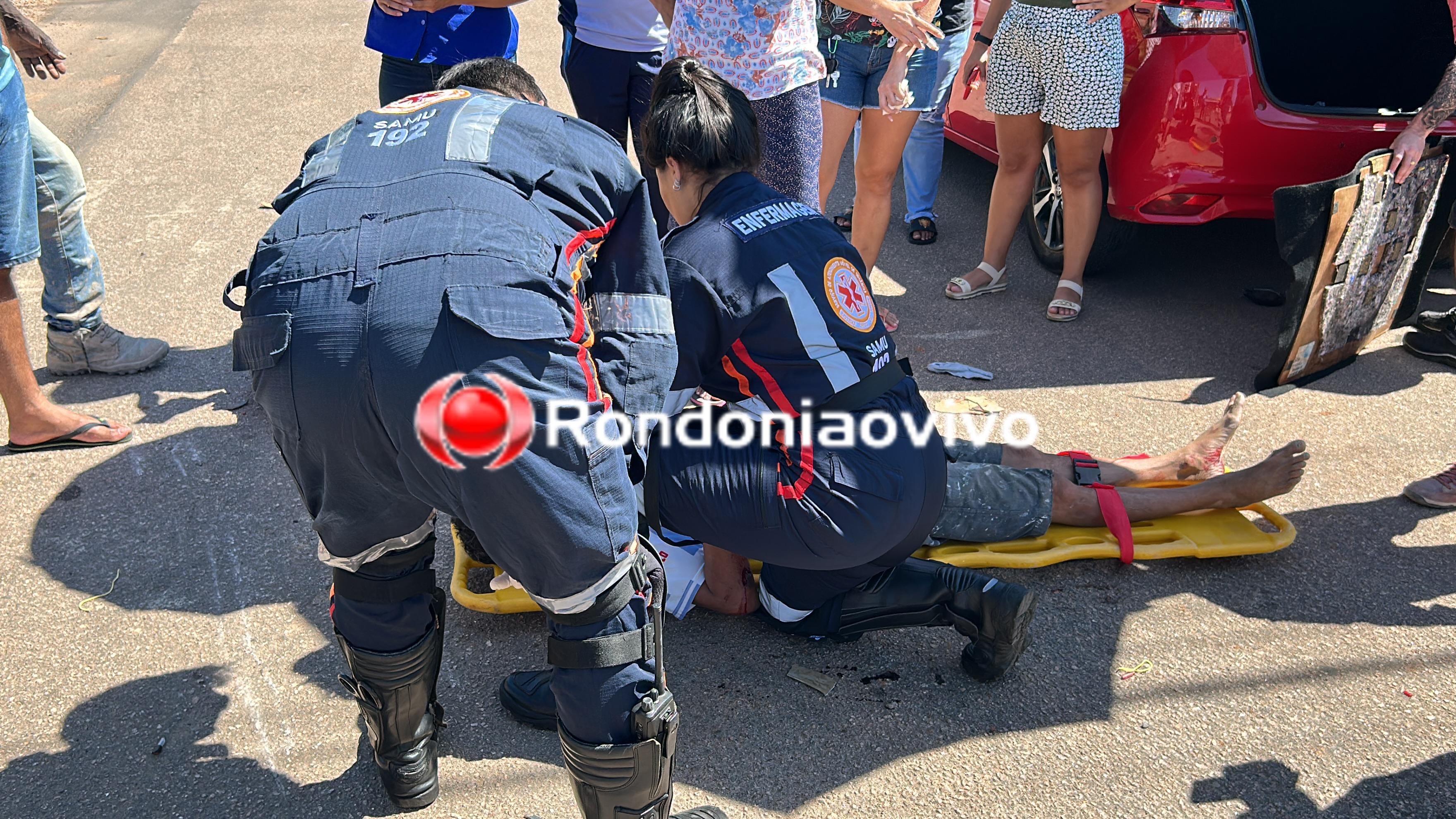 NA CABEÇA: Motociclista sofre graves lesões após colisão contra carro de aplicativo