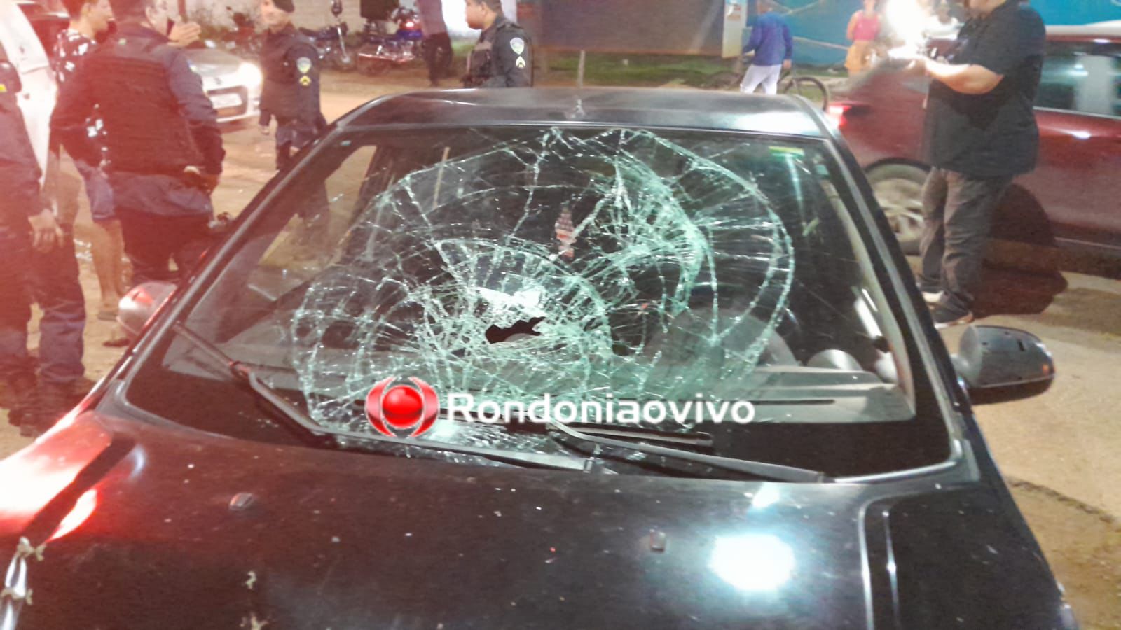 NA CONTRAMÃO: Motorista bêbado é surrado após atropelar três pessoas e tentar fugir 