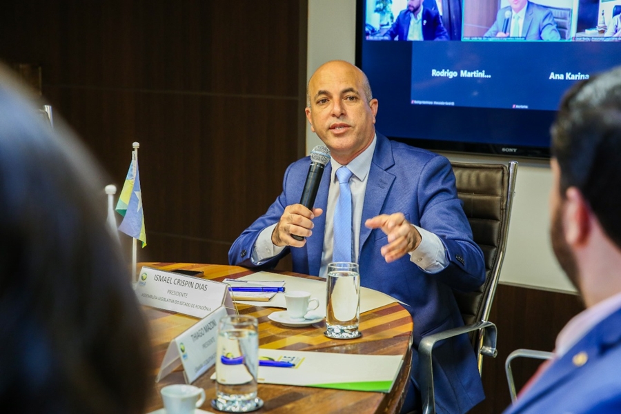 ISMAEL CRISPIN: Deputado avança sobre discussão de mudanças de competências da União e estados