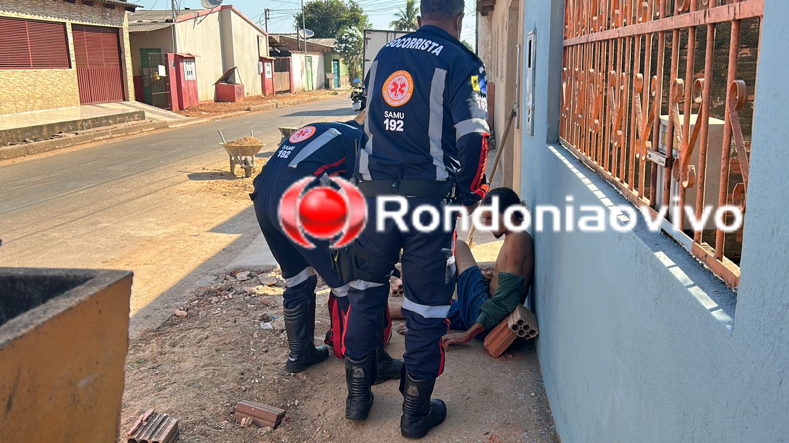 SAMU ACIONADO: Jovem é atacado a pauladas pelo próprio irmão