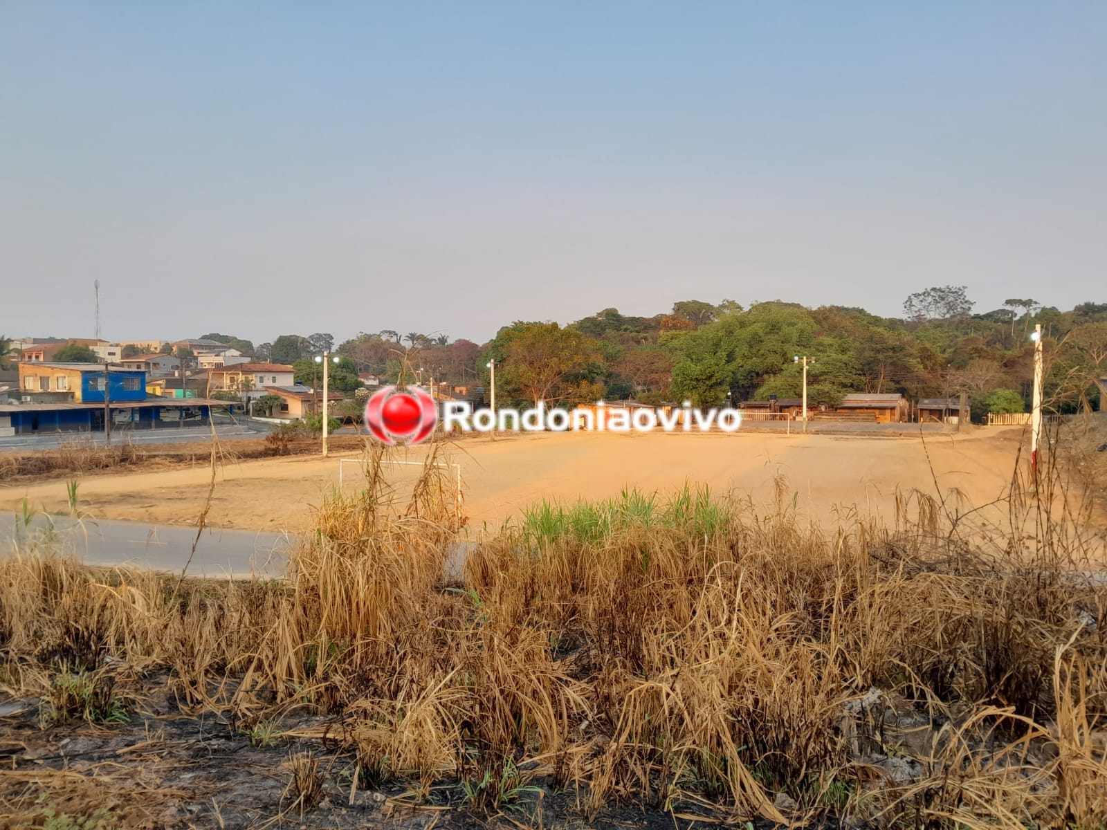 TRIBUNAL DO CRIME: Polícia troca tiros com membros de grupo criminoso e liberta refém em matagal 