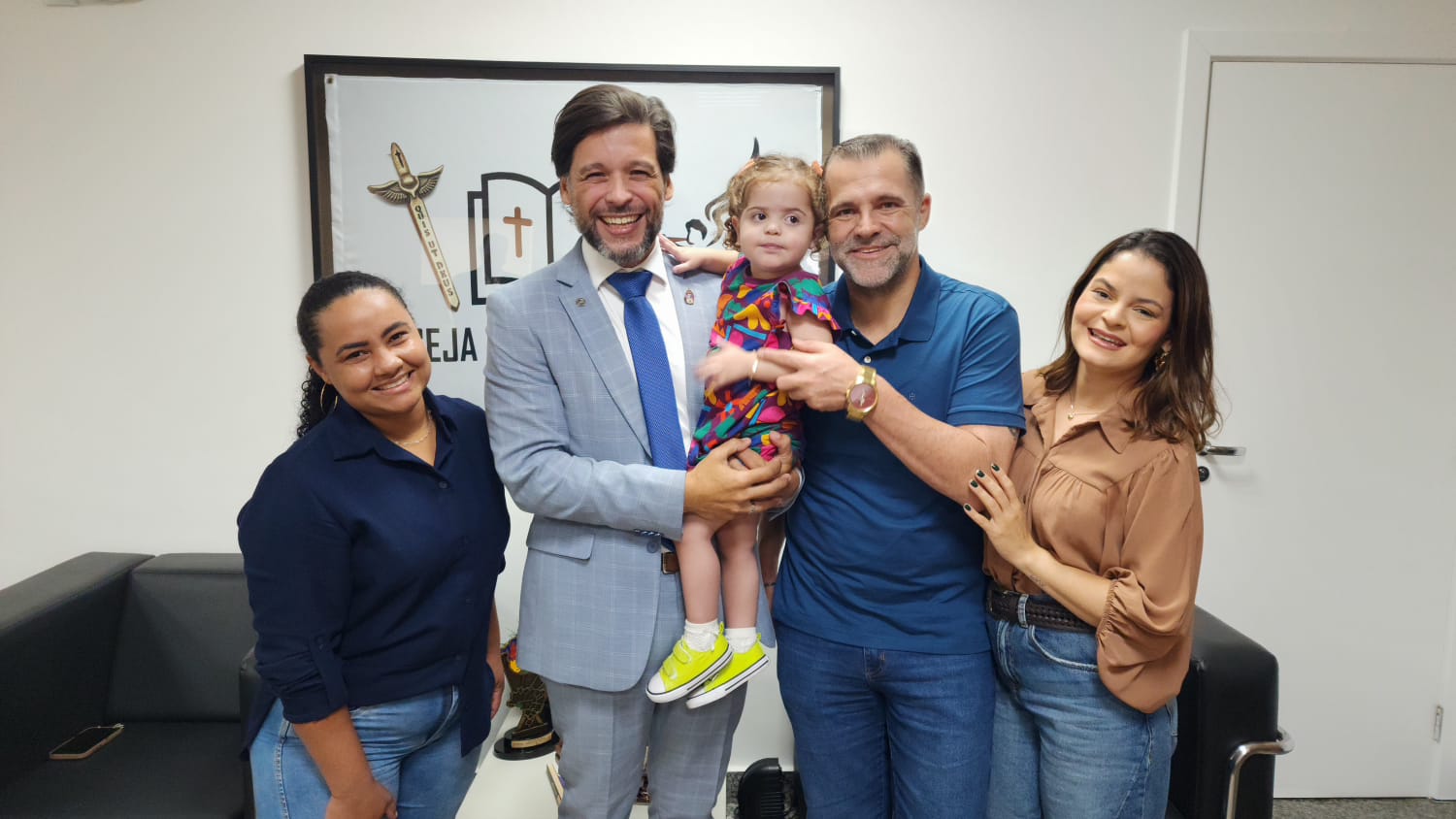 DELEGADO CAMARGO: Deputado recebe famílias e reforça mobilização em defesa de crianças cardiopatas 