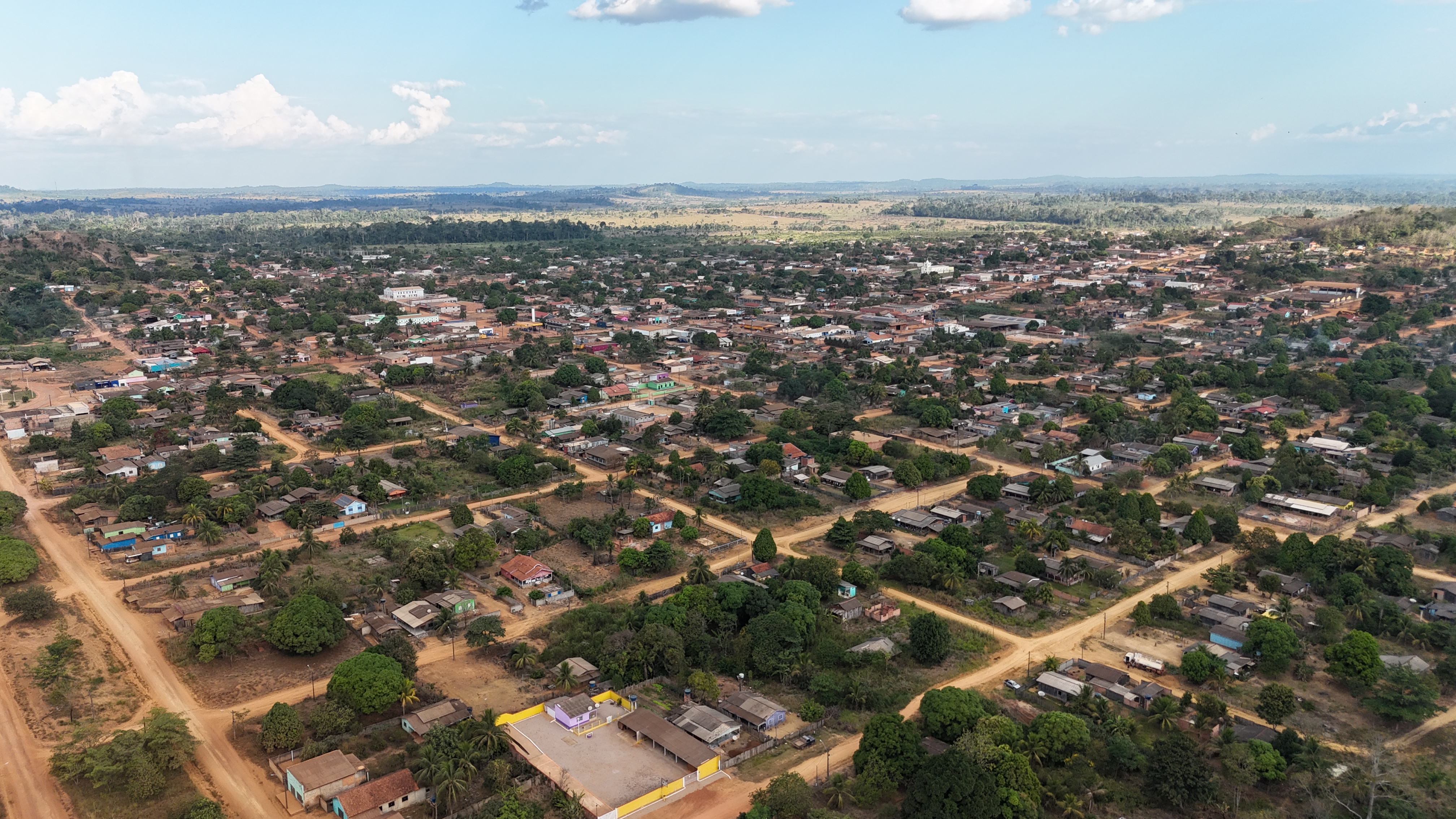 TAISSA SOUSA: Deputada parabeniza União Bandeirantes pelos 26 anos de história