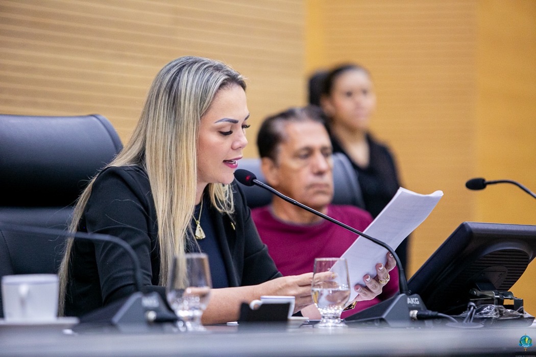 CLAÚDIA DE JESUS: Deputada solicita nova escola indígena para aldeia de Chupinguaia