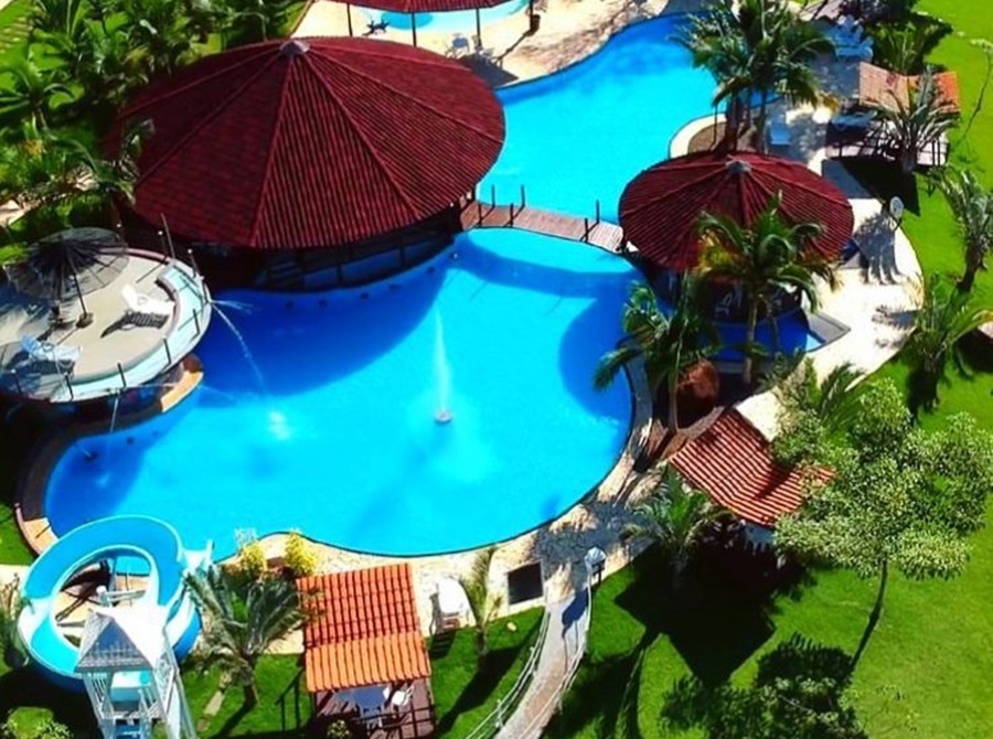 DIA DO SERVIDOR PÚBLICO: Tour Vale das Cachoeiras e Graúna Resort no feriado 