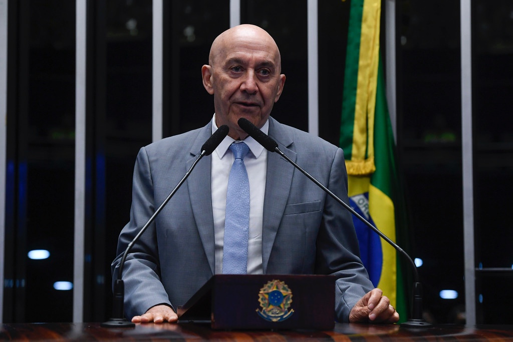 Senador faz reflexão sobre educação e lamenta baixo desempenho no IDEB de 2023