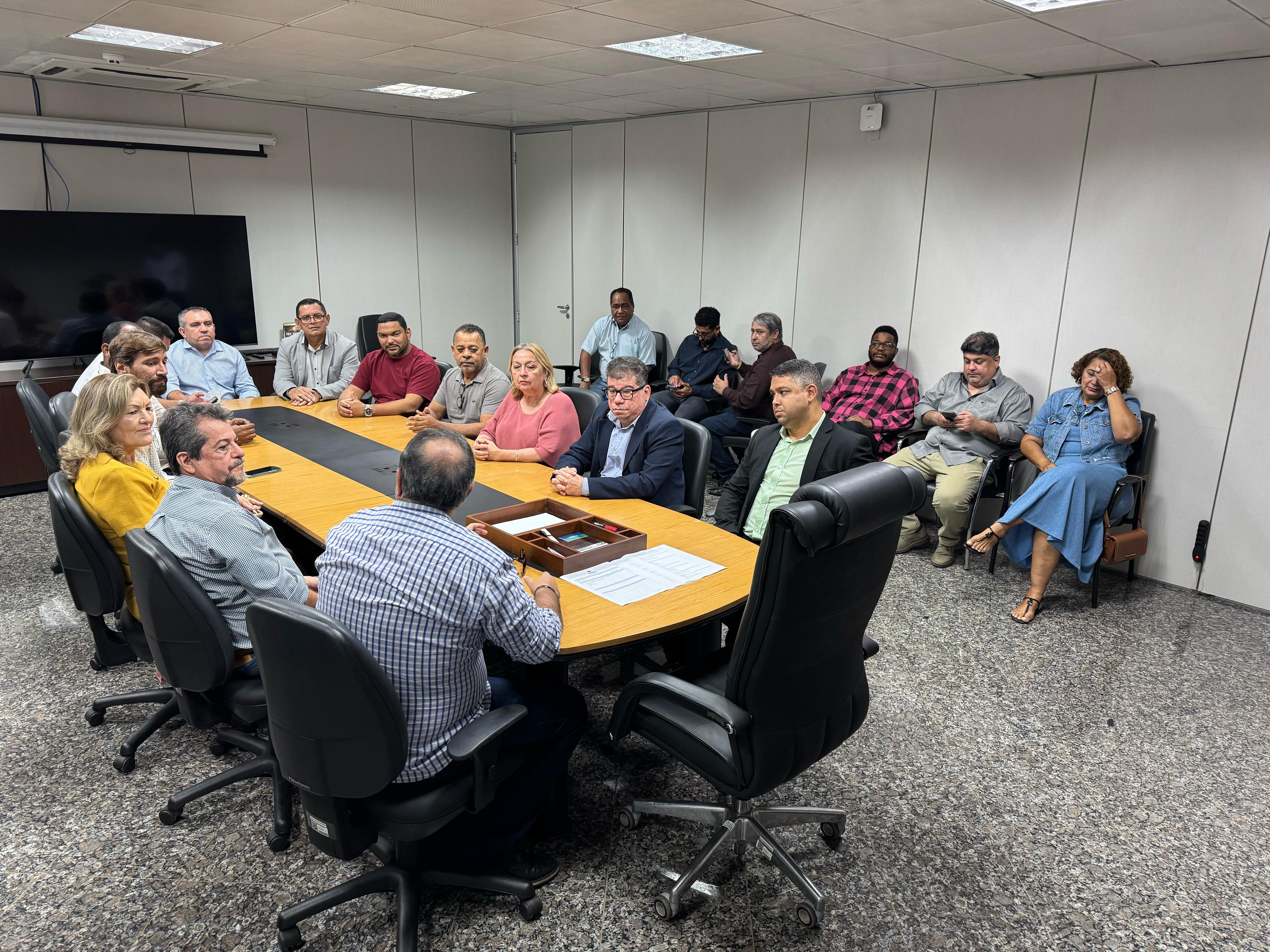 ENCONTRO: SINJUR participa de reunião com o vice-governador Sérgio Gonçalves