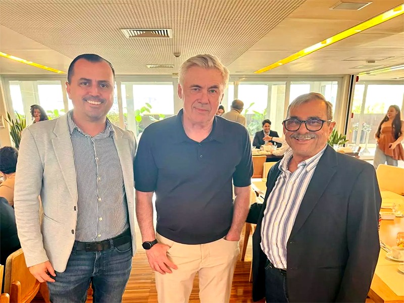 SELEÇÃO BRASILEIRA: Presidente da Federação de Futebol de Rondônia visita Ancelotti