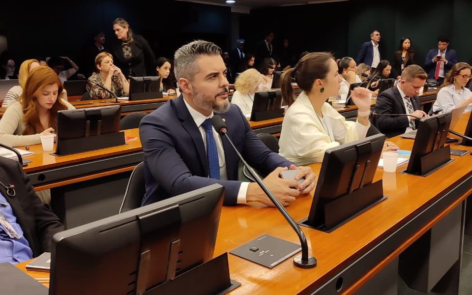 THIAGO FLORES: Deputado aprova reforma agrária com foco em infraestrutura básica