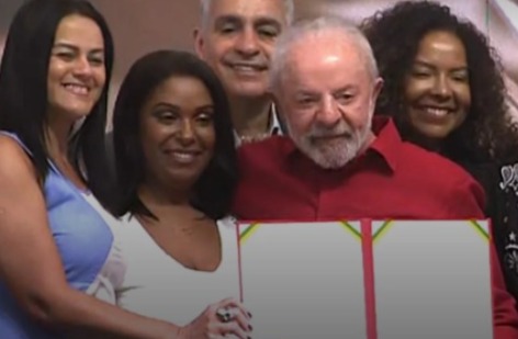 BENEFÍCIO: Lula cria Carteira Nacional Docente no Dia do Professor