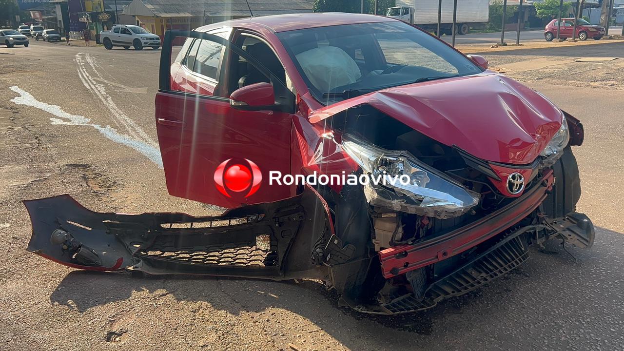 URGENTE: Forte batida entre veículos resulta em capotamento na Abunã