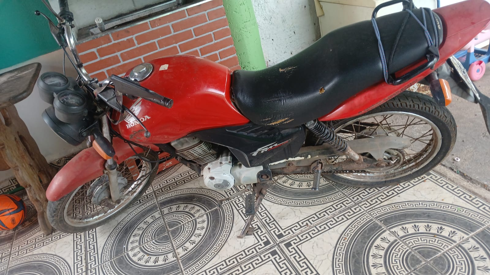 VOCÊ VIU?: Leitor procura por Honda CG125 perdida em Porto Velho 