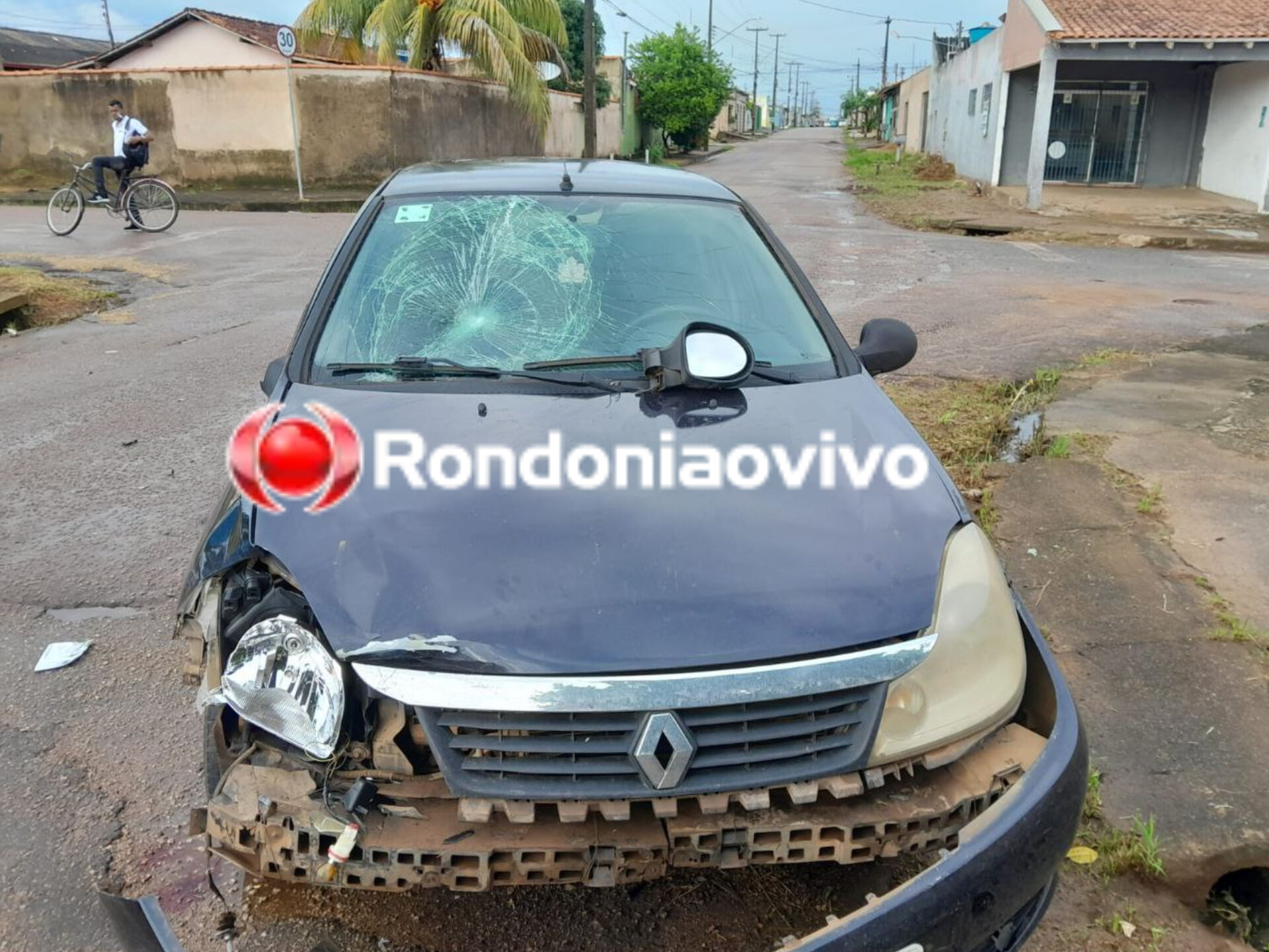 URGENTE: Mulher sofre fratura exposta em grave acidente na zona Sul