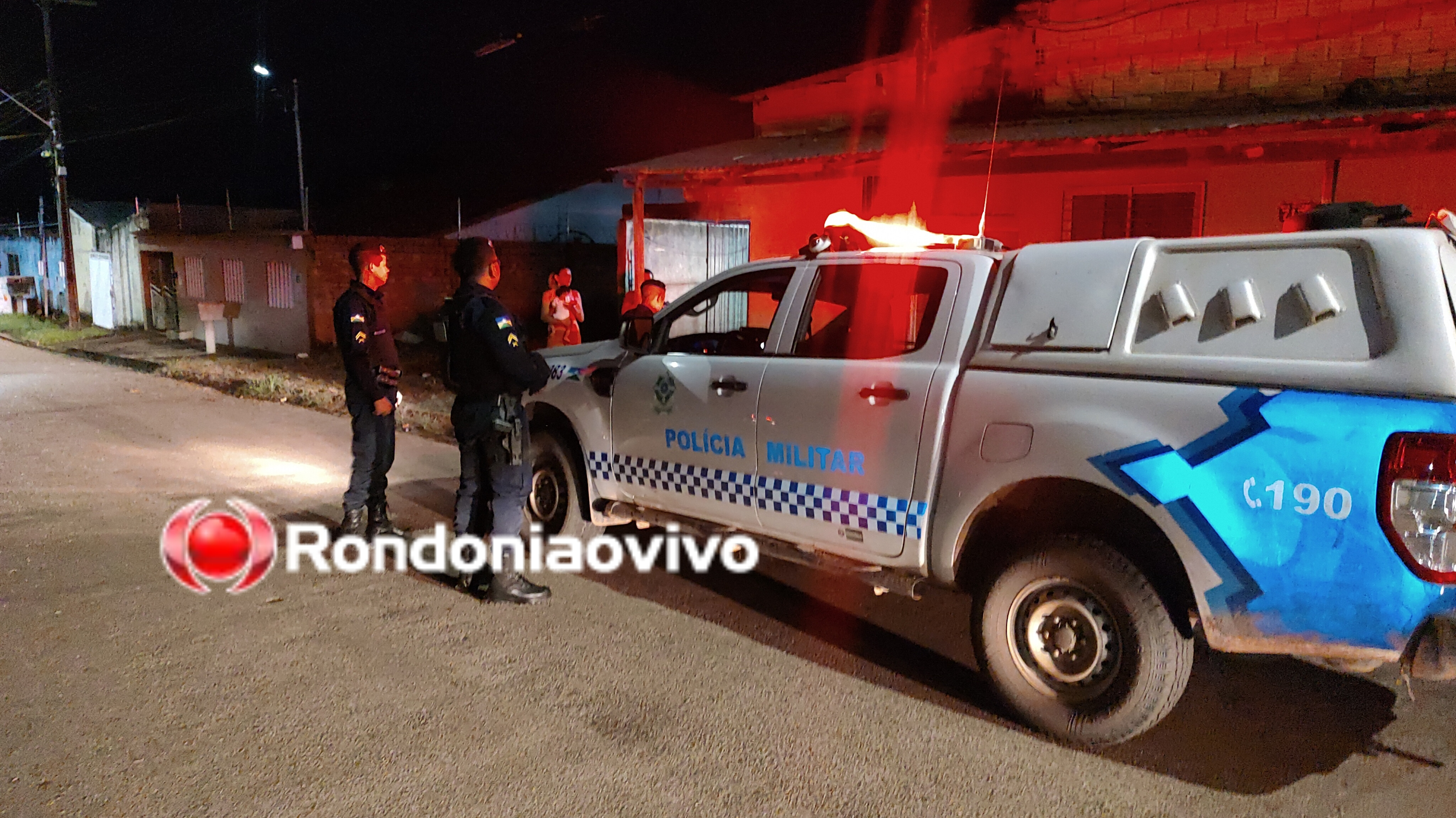 VÍDEO:  Apenado é atacado a tiros por dupla em motocicleta